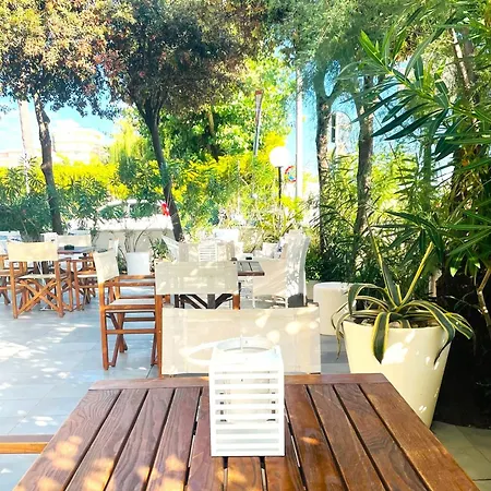 Viamare 3* Milano Marittima